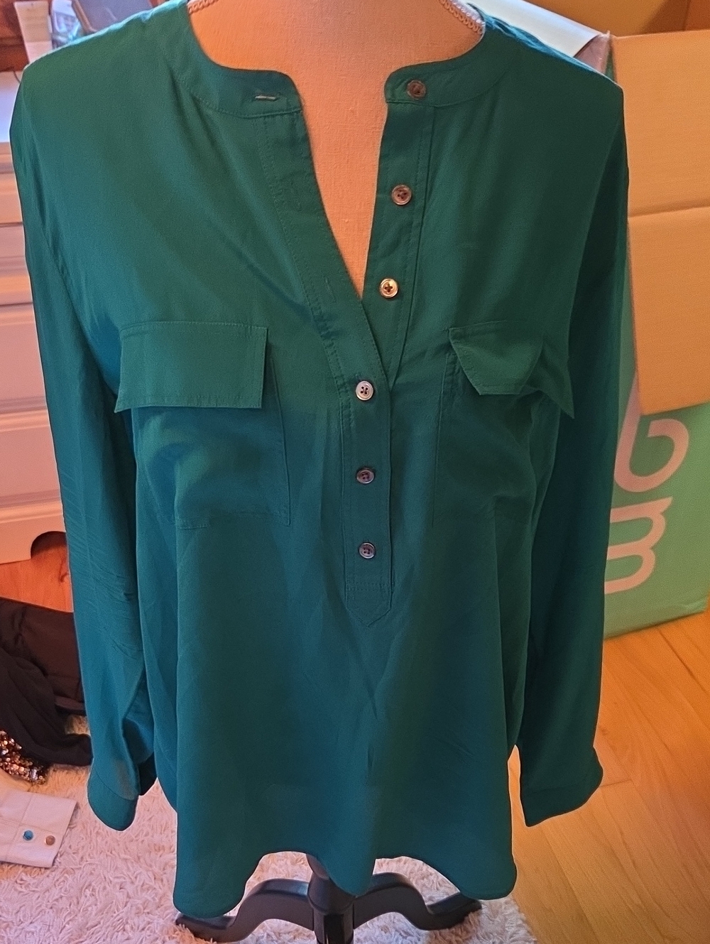 Women’s Emerald Green Button-Front Tunic Top Xl